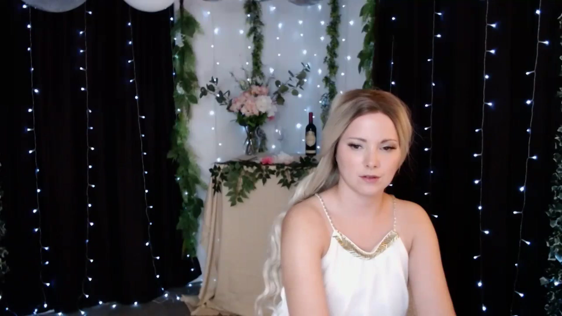 Gallery image thumbnail from KellyHeart's myfreecams stream on, 10/21/2023, 06:31 image 5 of 20