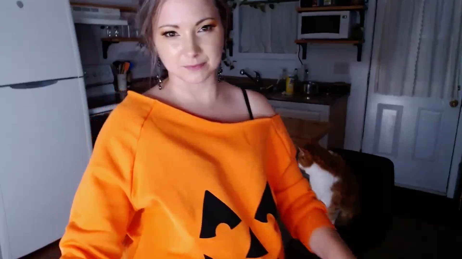 Gallery image thumbnail from KellyHeart's myfreecams stream on, 10/27/2023, 04:01 image 12 of 20