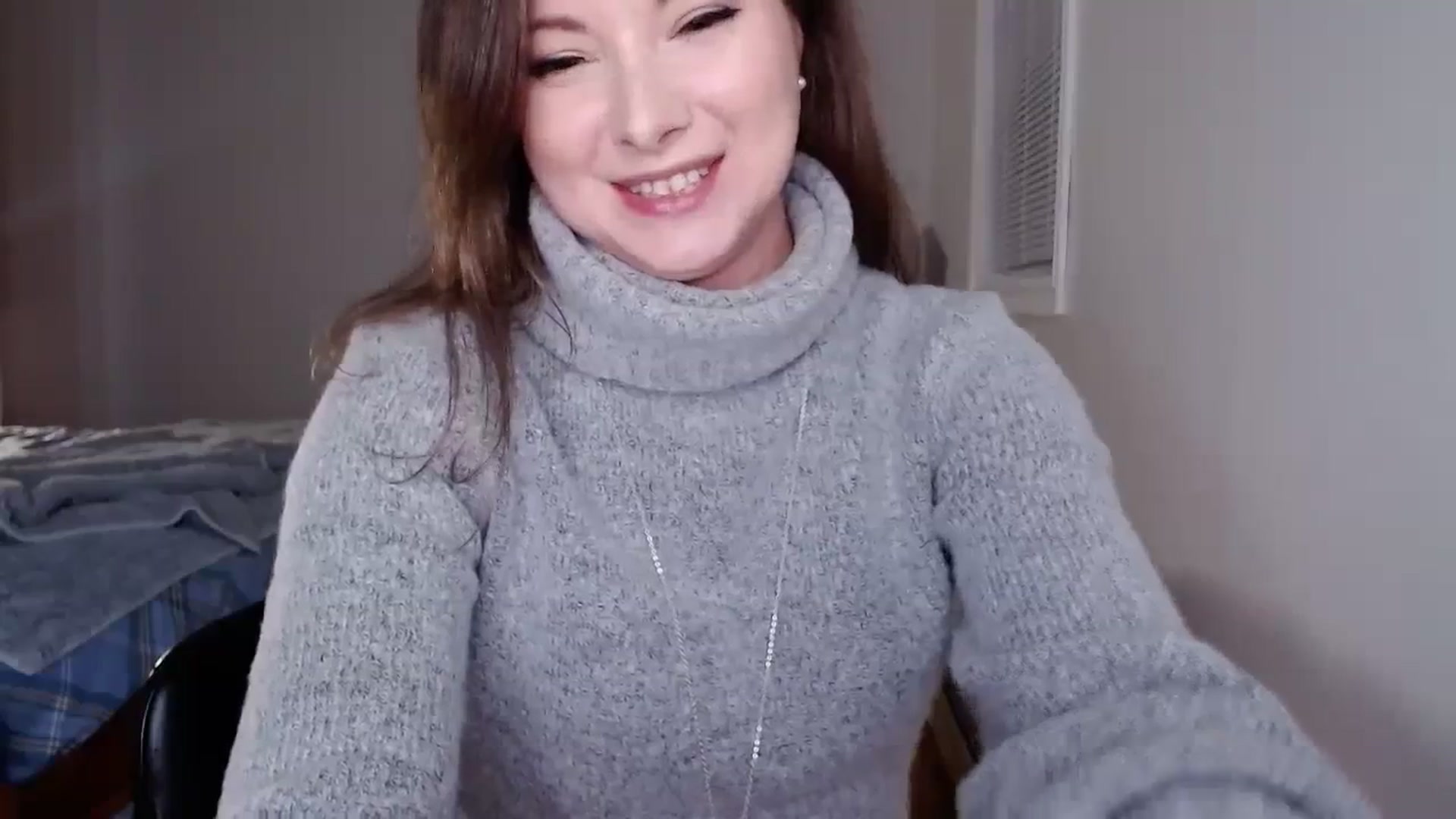 Gallery image thumbnail from KellyHeart's myfreecams stream on, 11/25/2023, 03:02 image 10 of 20