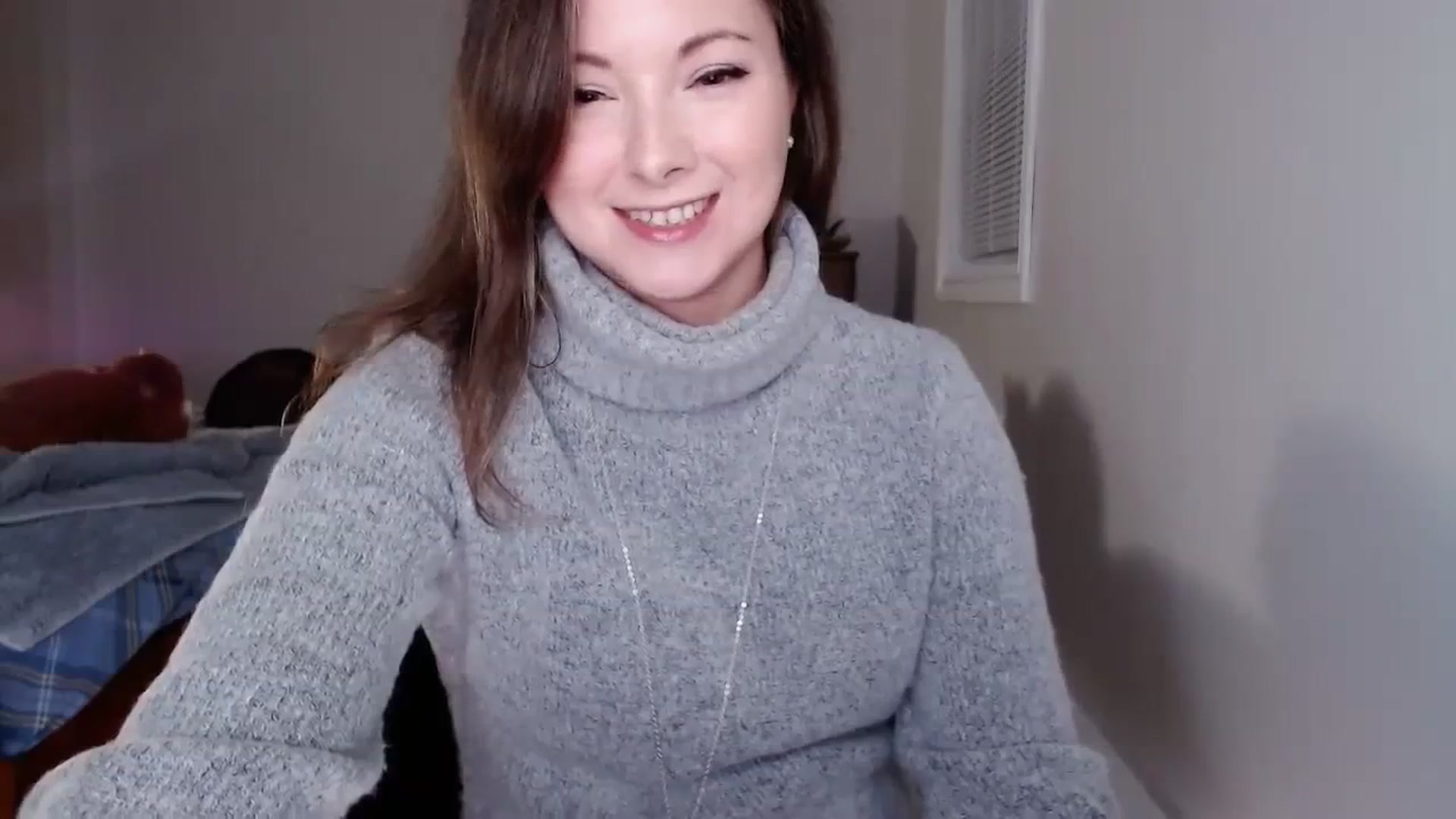 Gallery image thumbnail from KellyHeart's myfreecams stream on, 11/25/2023, 03:02 image 4 of 20
