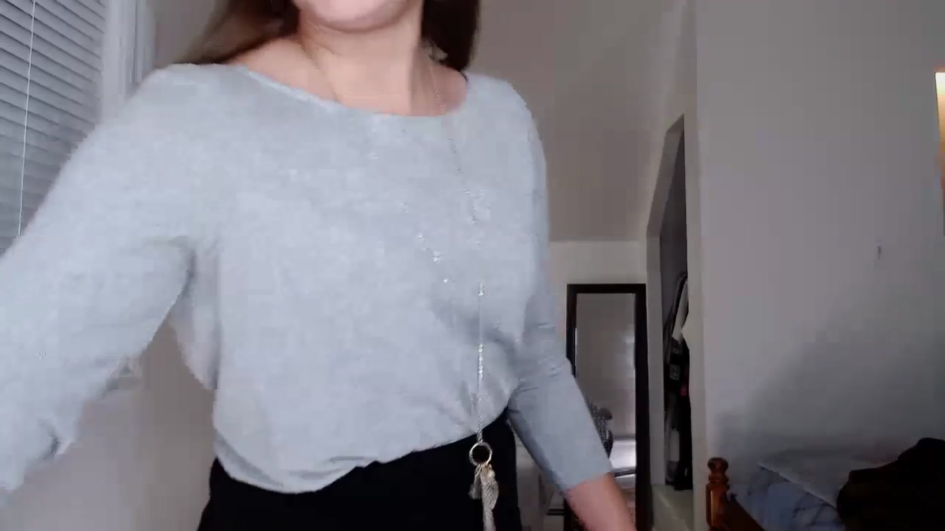 Gallery image thumbnail from KellyHeart's myfreecams stream on, 01/06/2024, 03:18 image 12 of 20