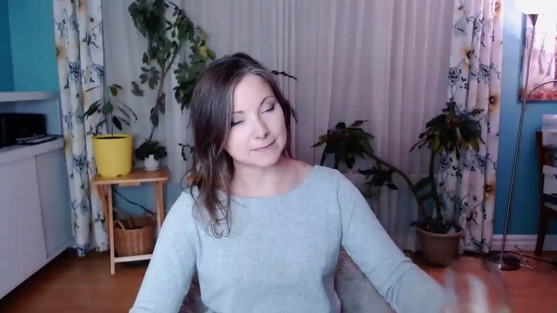 Gallery image thumbnail from KellyHeart's myfreecams stream on, 01/20/2024, 05:25 image 8 of 20