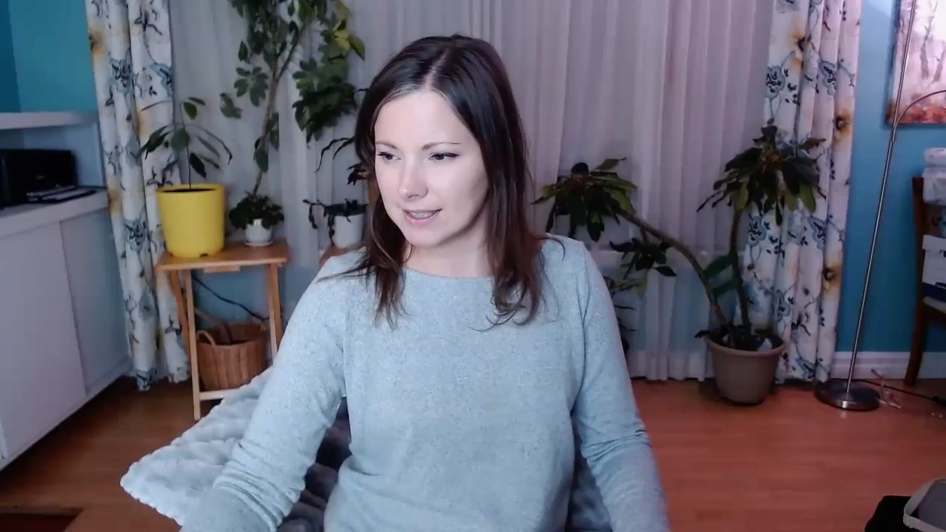 Gallery image thumbnail from KellyHeart's myfreecams stream on, 01/20/2024, 05:25 image 17 of 20