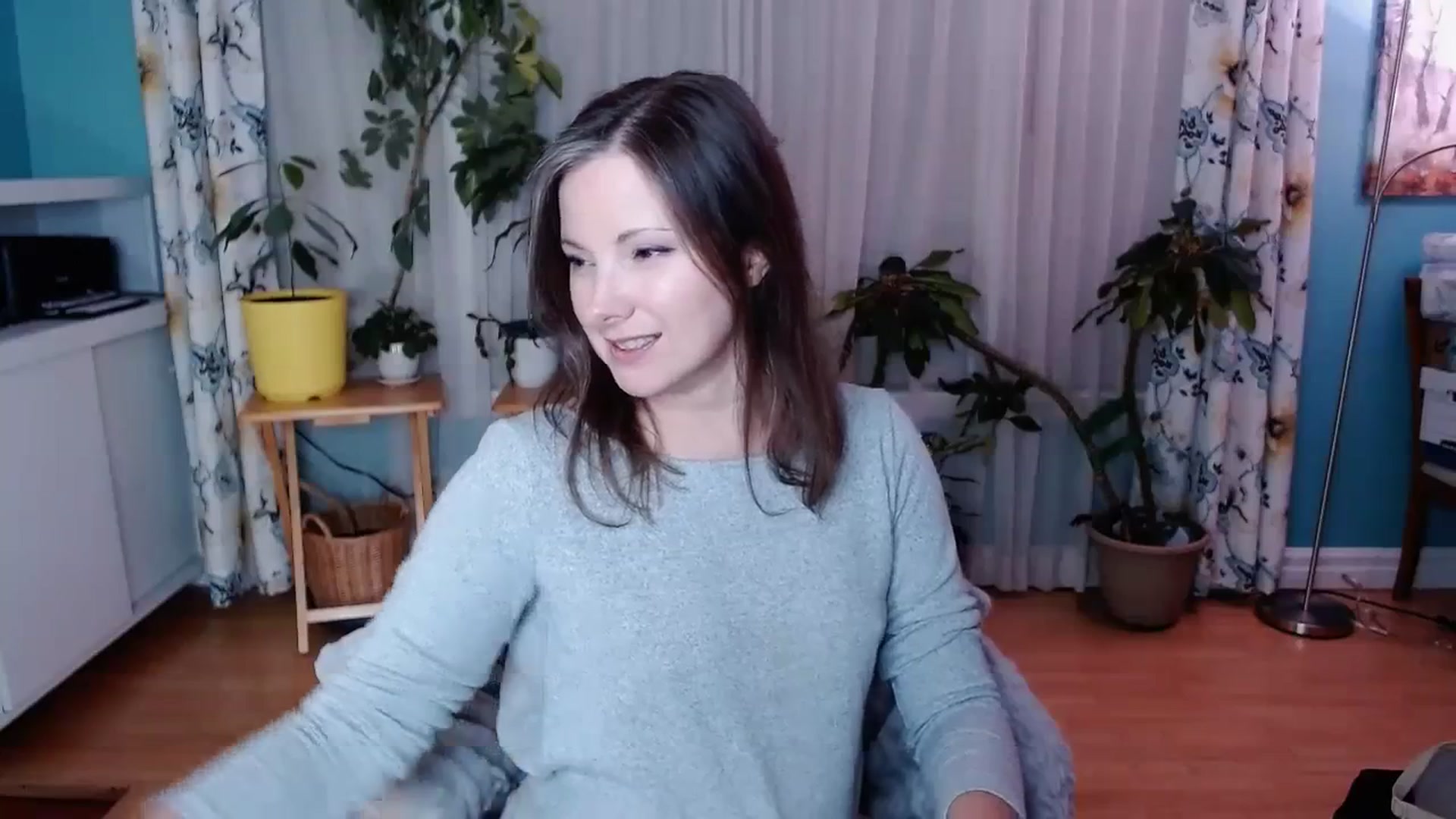 Gallery image thumbnail from KellyHeart's myfreecams stream on, 01/20/2024, 05:25 image 15 of 20