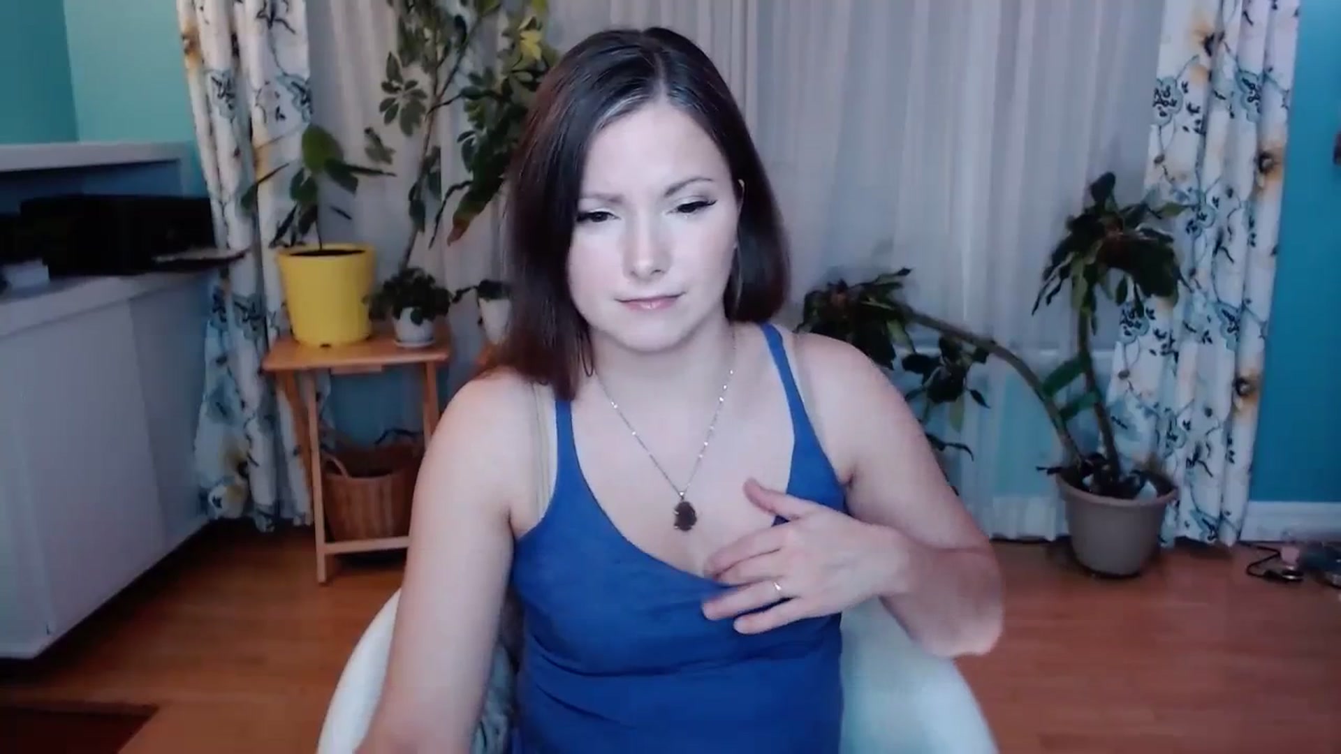 Gallery image thumbnail from KellyHeart's myfreecams stream on, 02/01/2024, 03:17 image 4 of 20