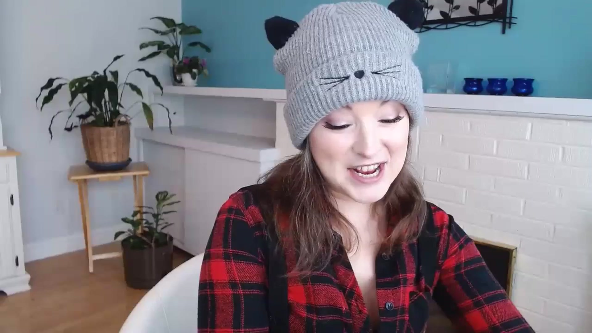 Gallery image thumbnail from KellyHeart's myfreecams stream on, 02/22/2024, 16:36 image 6 of 20