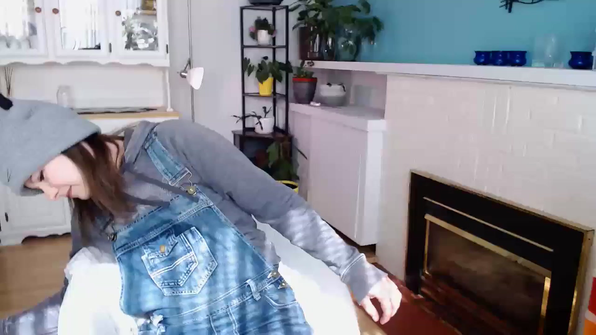 Gallery image thumbnail from KellyHeart's myfreecams stream on, 03/01/2024, 19:55 image 1 of 20