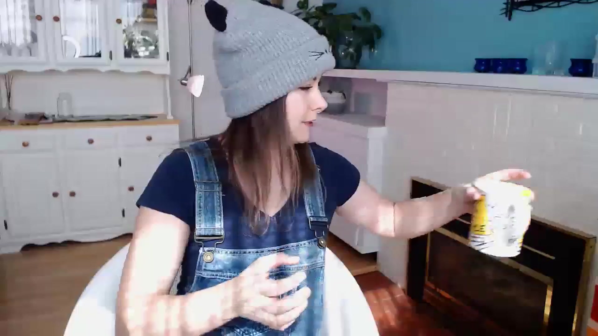 Gallery image thumbnail from KellyHeart's myfreecams stream on, 03/01/2024, 19:55 image 3 of 20
