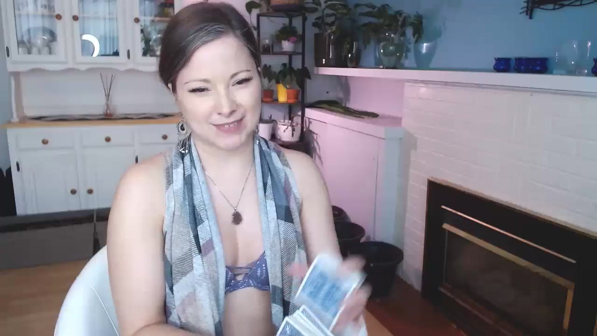 Gallery image thumbnail from KellyHeart's myfreecams stream on, 03/06/2024, 18:04 image 17 of 20