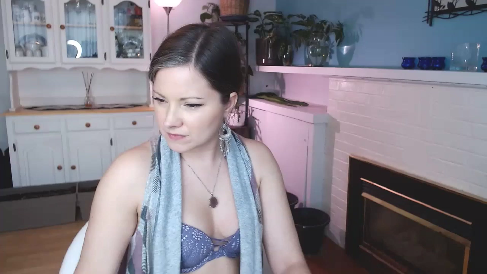Gallery image thumbnail from KellyHeart's myfreecams stream on, 03/06/2024, 18:41 image 11 of 20