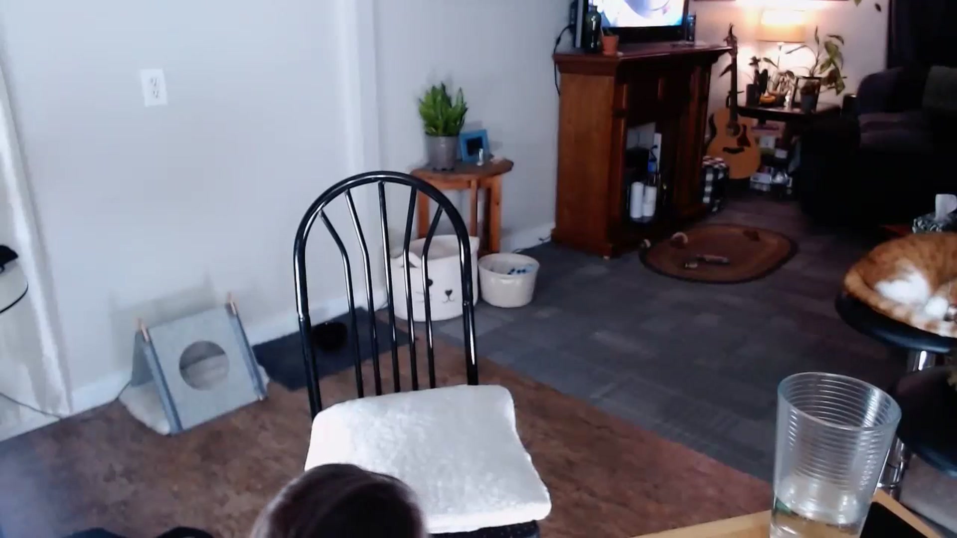 Gallery image thumbnail from KellyHeart's myfreecams stream on, 04/27/2024, 05:25 image 14 of 20