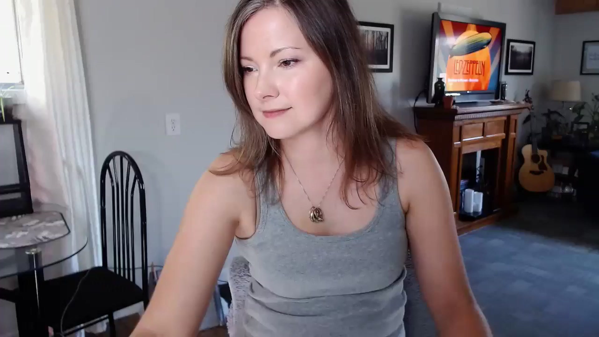 Gallery image thumbnail from KellyHeart's myfreecams stream on, 05/21/2024, 15:45 image 1 of 20