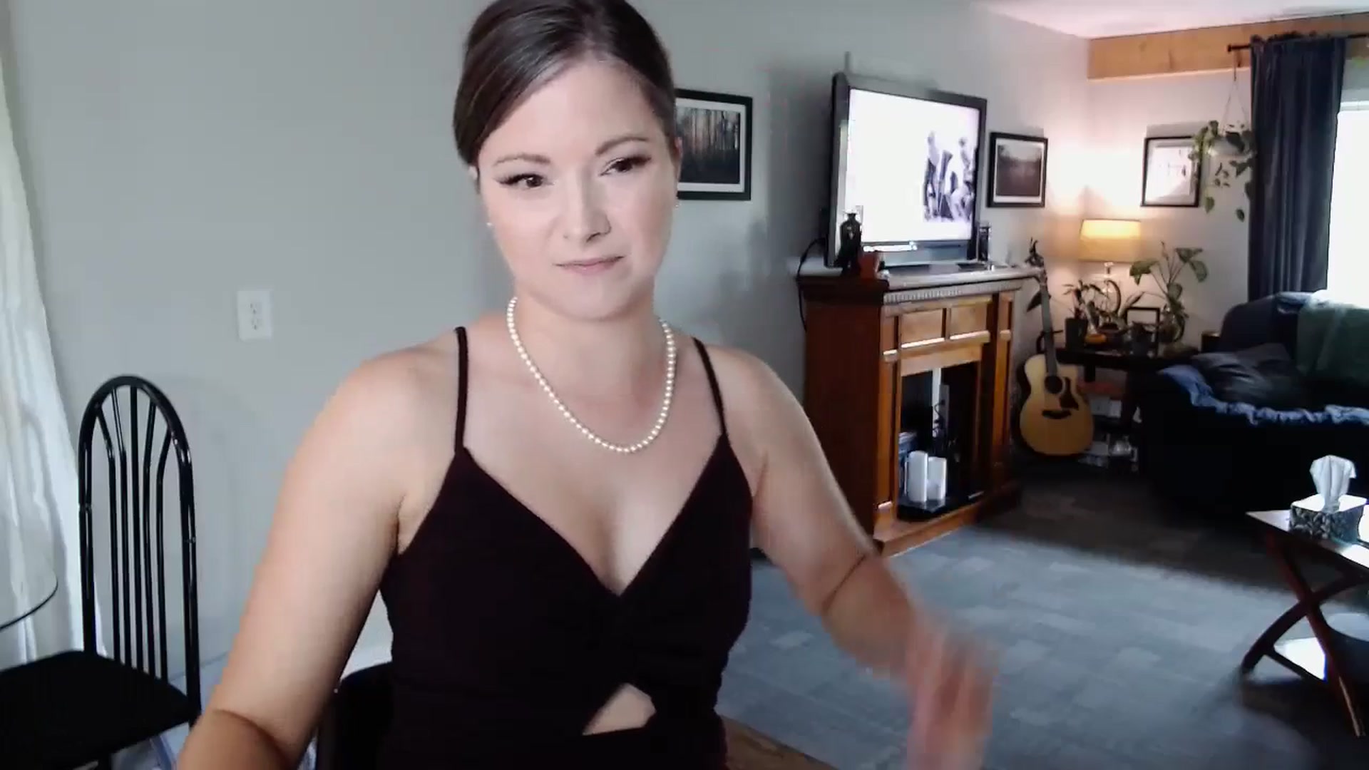 Gallery image thumbnail from KellyHeart's myfreecams stream on, 05/27/2024, 19:12 image 16 of 20