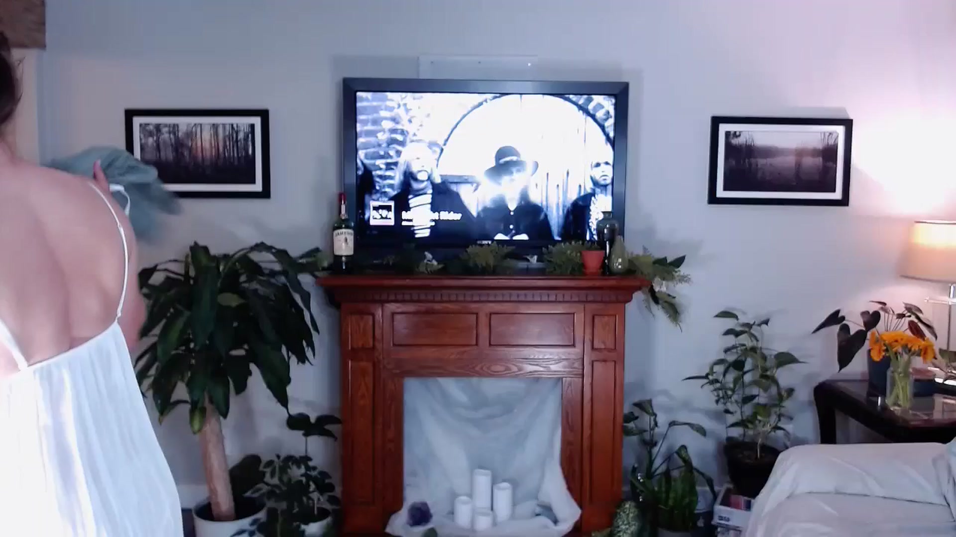 Gallery image thumbnail from KellyHeart's myfreecams stream on, 06/01/2024, 04:24 image 1 of 20