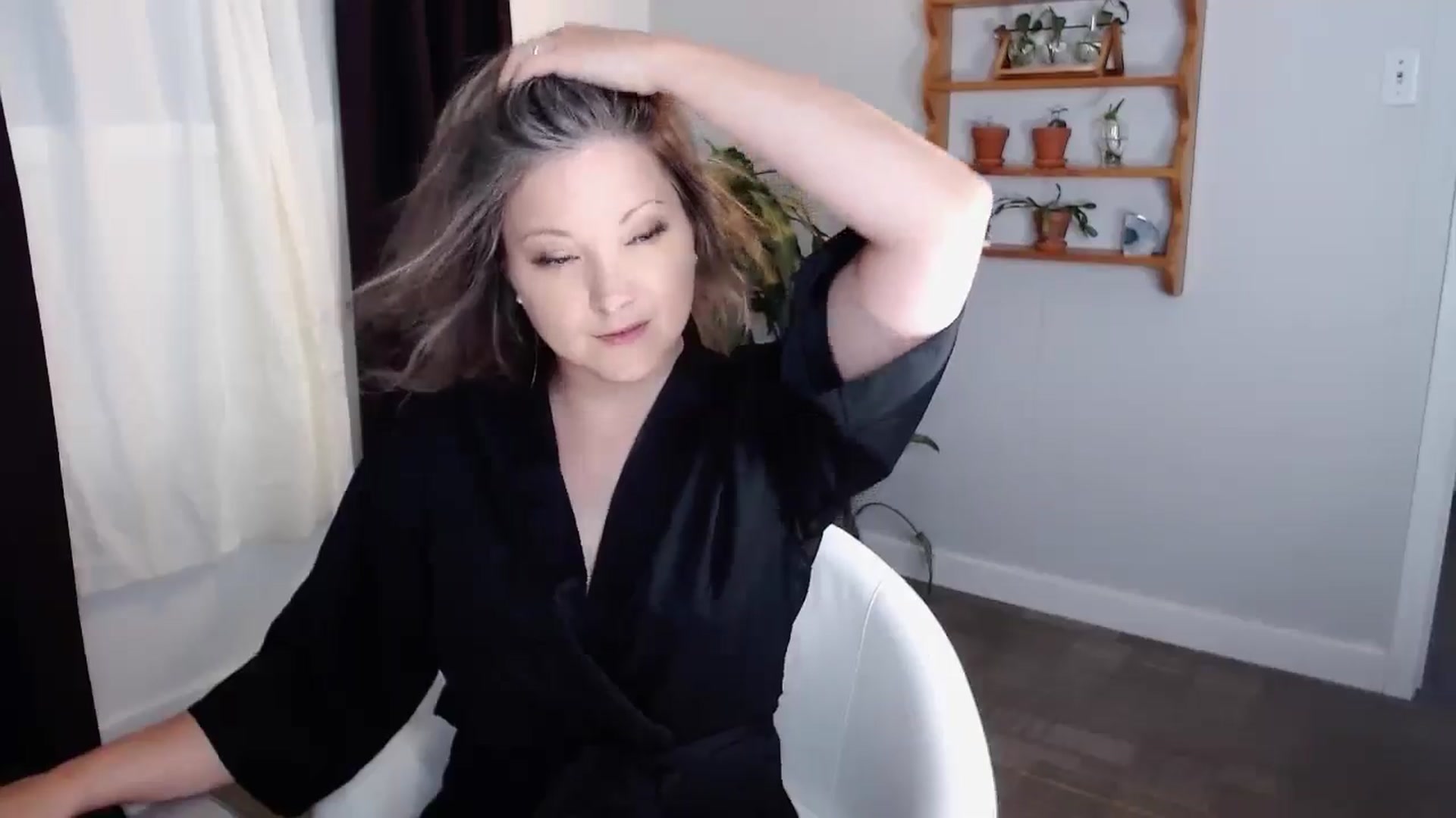 Gallery image thumbnail from KellyHeart's myfreecams stream on, 06/22/2024, 07:13 image 2 of 20