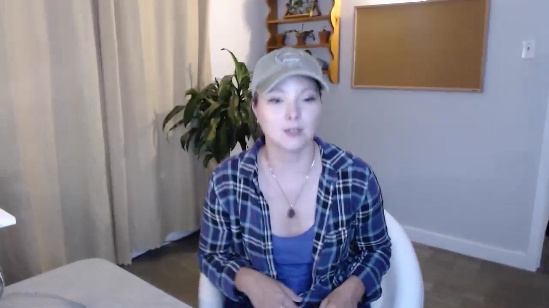 Gallery image thumbnail from KellyHeart's myfreecams stream on, 07/20/2024, 04:41 image 6 of 20