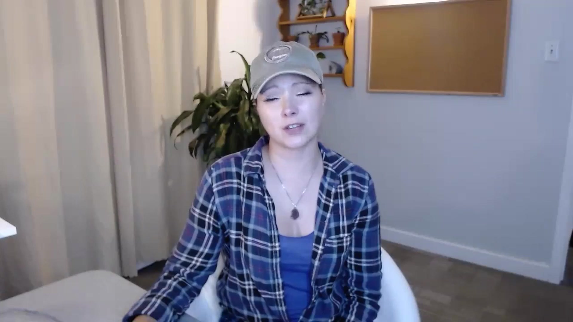 Gallery image thumbnail from KellyHeart's myfreecams stream on, 07/20/2024, 04:41 image 4 of 20