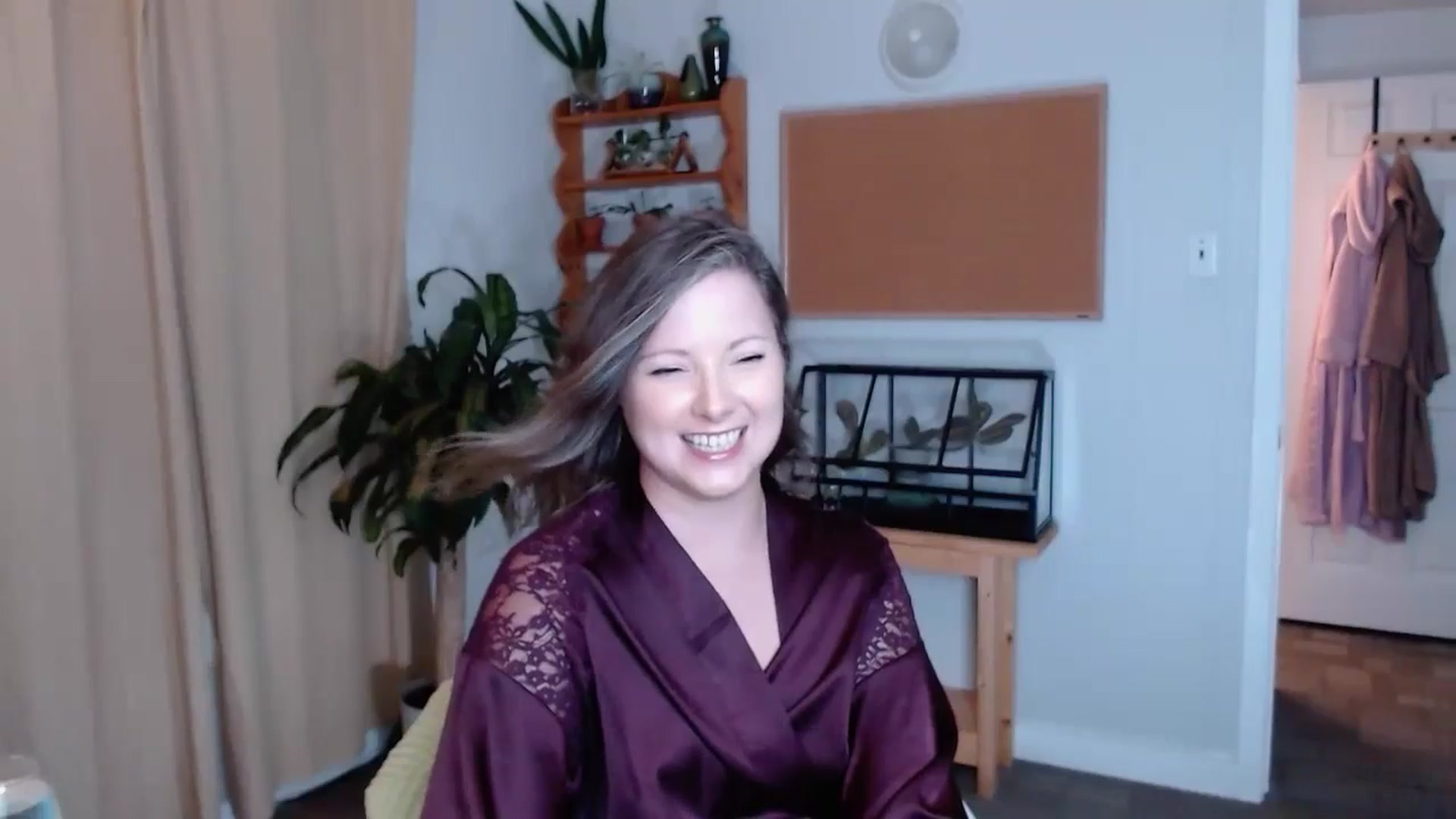 Gallery image thumbnail from KellyHeart's myfreecams stream on, 08/03/2024, 03:07 image 12 of 20