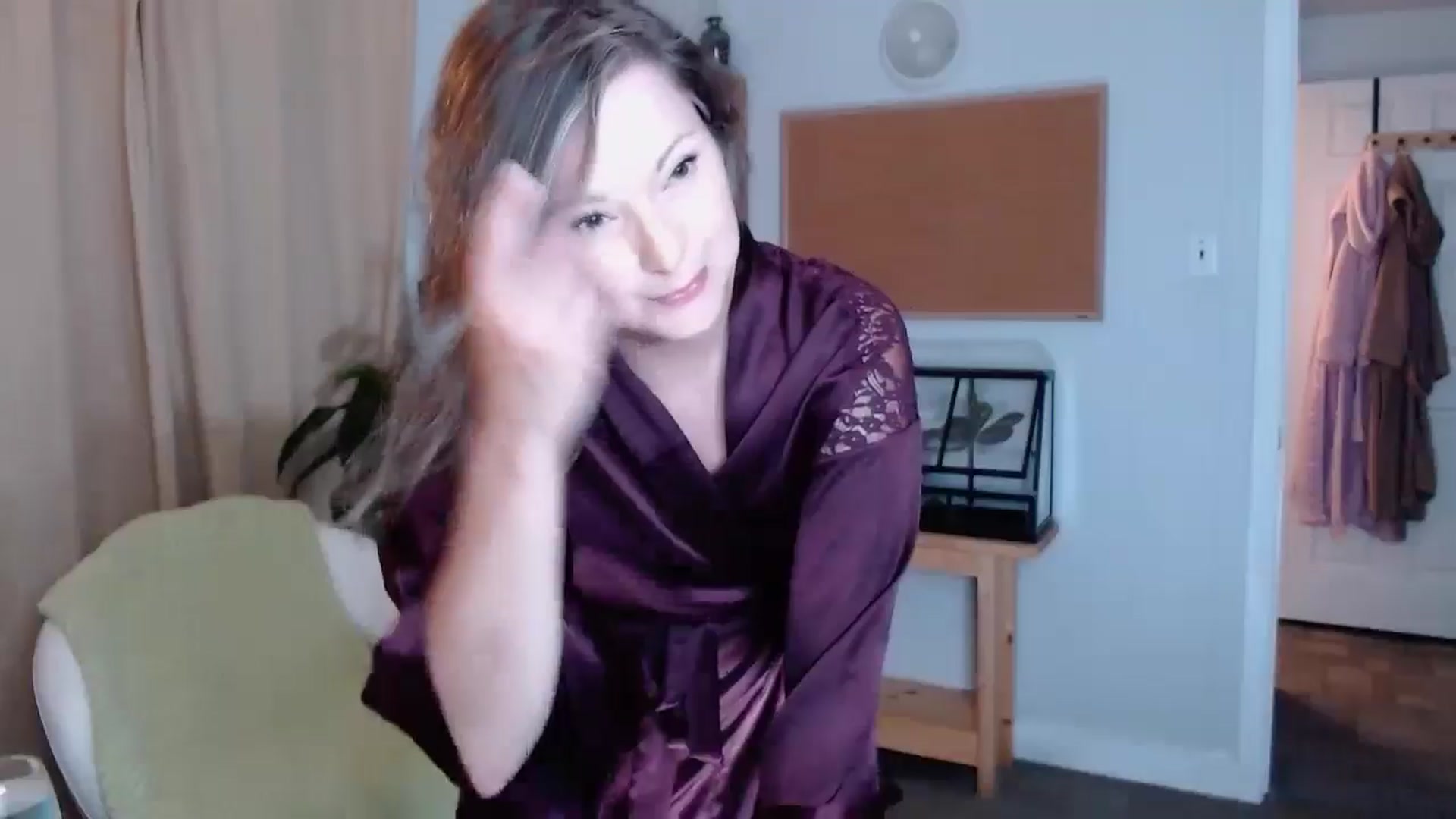 Gallery image thumbnail from KellyHeart's myfreecams stream on, 08/03/2024, 03:07 image 11 of 20