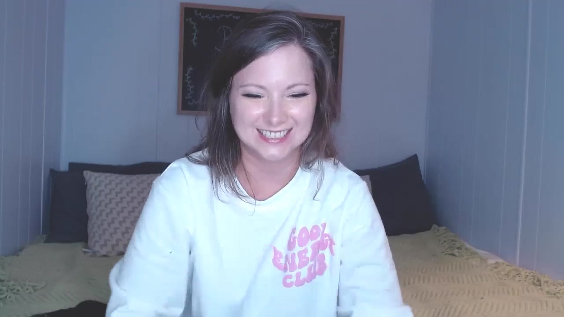 Gallery image thumbnail from KellyHeart's myfreecams stream on, 09/14/2024, 06:46 image 8 of 20
