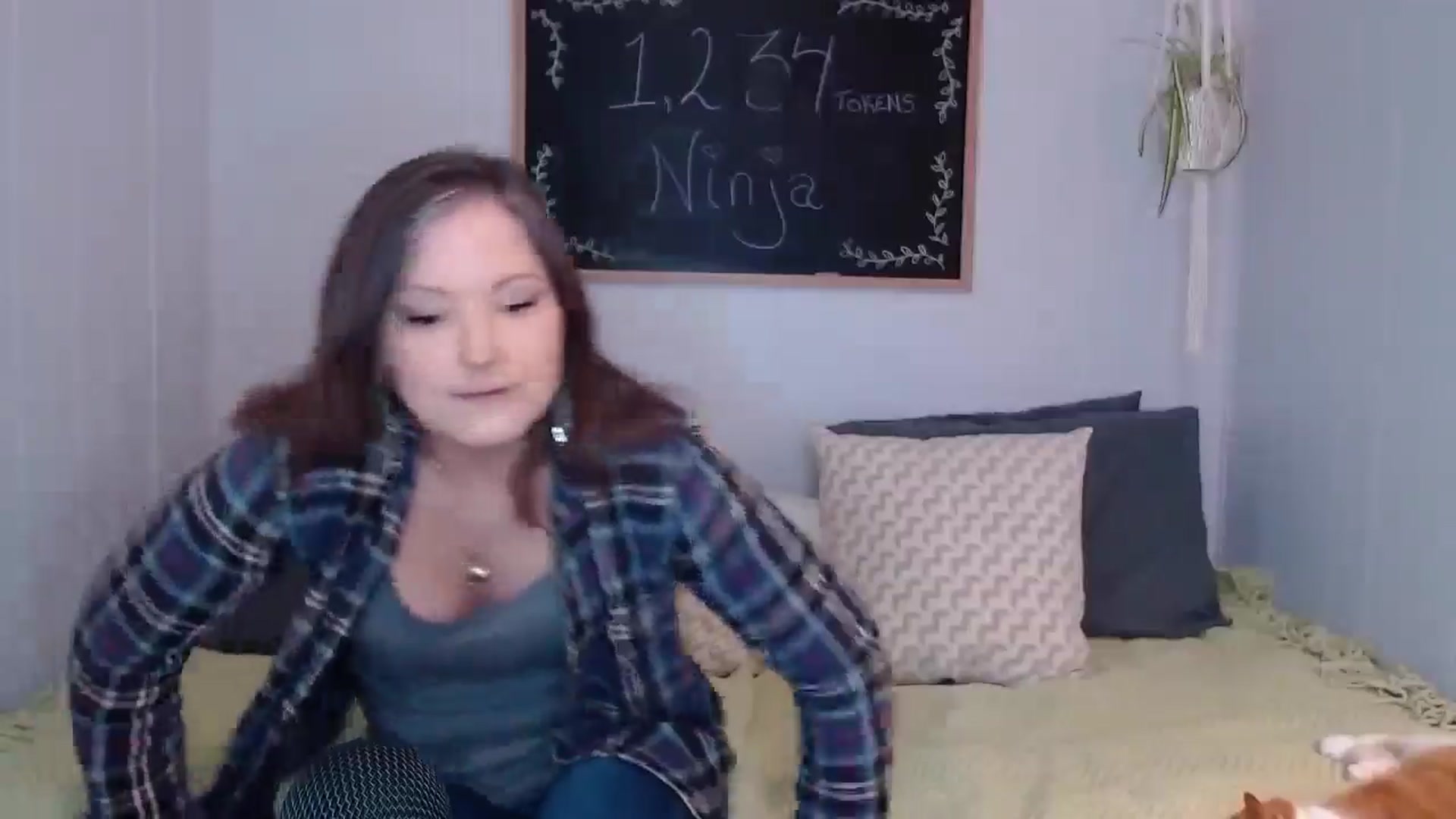 Gallery image thumbnail from KellyHeart's myfreecams stream on, 10/19/2024, 16:00 image 4 of 20