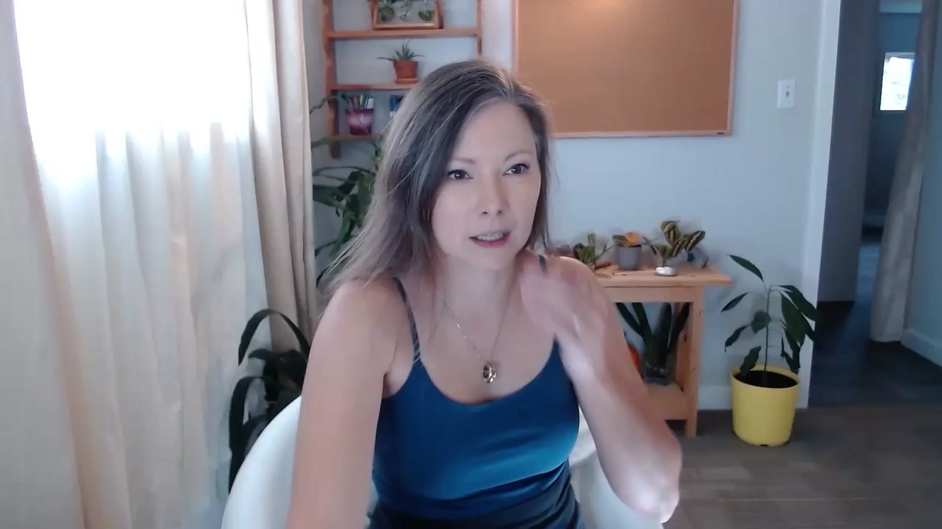 Gallery image thumbnail from KellyHeart's myfreecams stream on, 11/16/2024, 20:41 image 1 of 20
