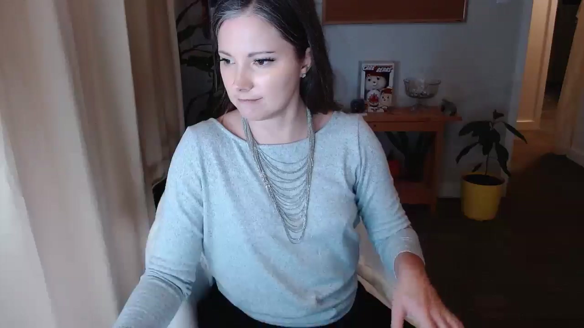 Gallery image thumbnail from KellyHeart's myfreecams stream on, 11/30/2024, 06:38 image 6 of 20