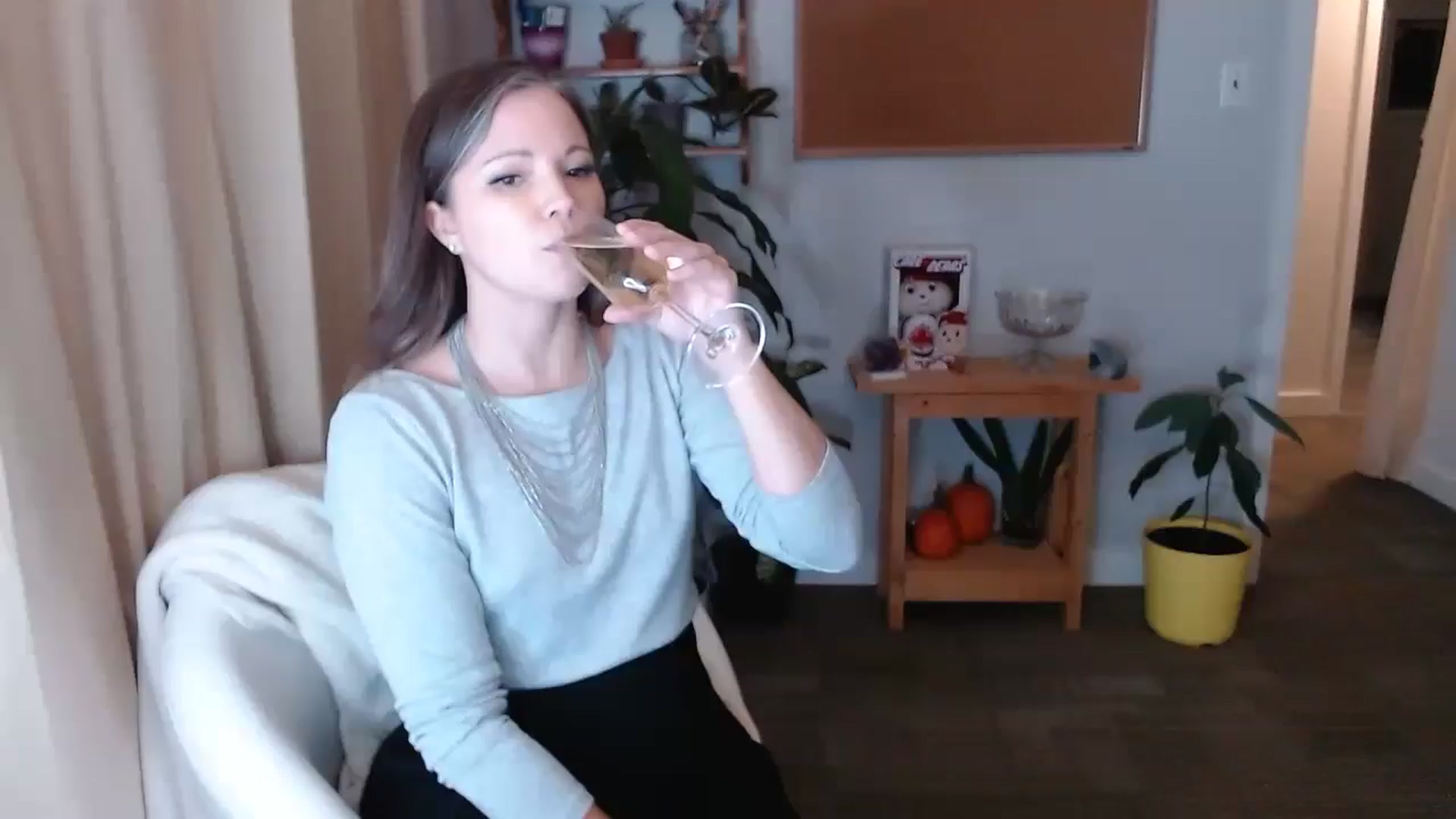 Gallery image thumbnail from KellyHeart's myfreecams stream on, 11/30/2024, 06:38 image 1 of 20
