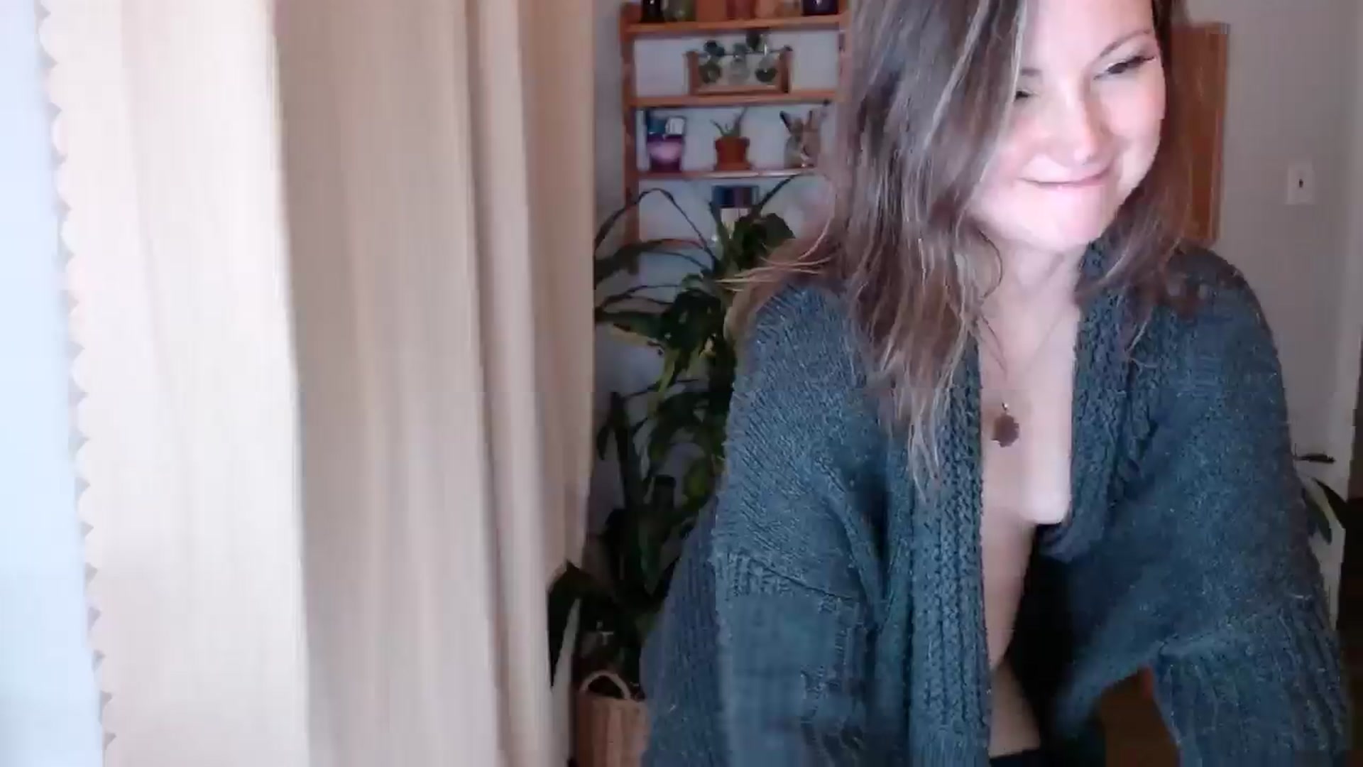 Gallery image thumbnail from KellyHeart's myfreecams stream on, 01/11/2025, 08:11 image 13 of 20