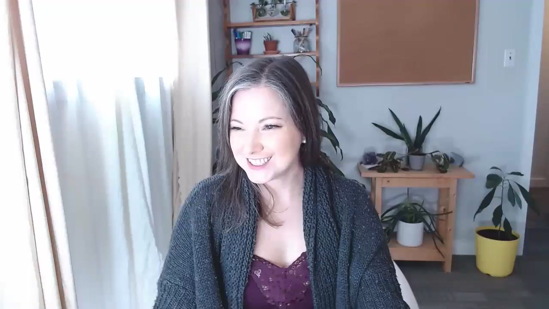 Gallery image thumbnail from KellyHeart's myfreecams stream on, 01/15/2025, 18:03 image 12 of 20
