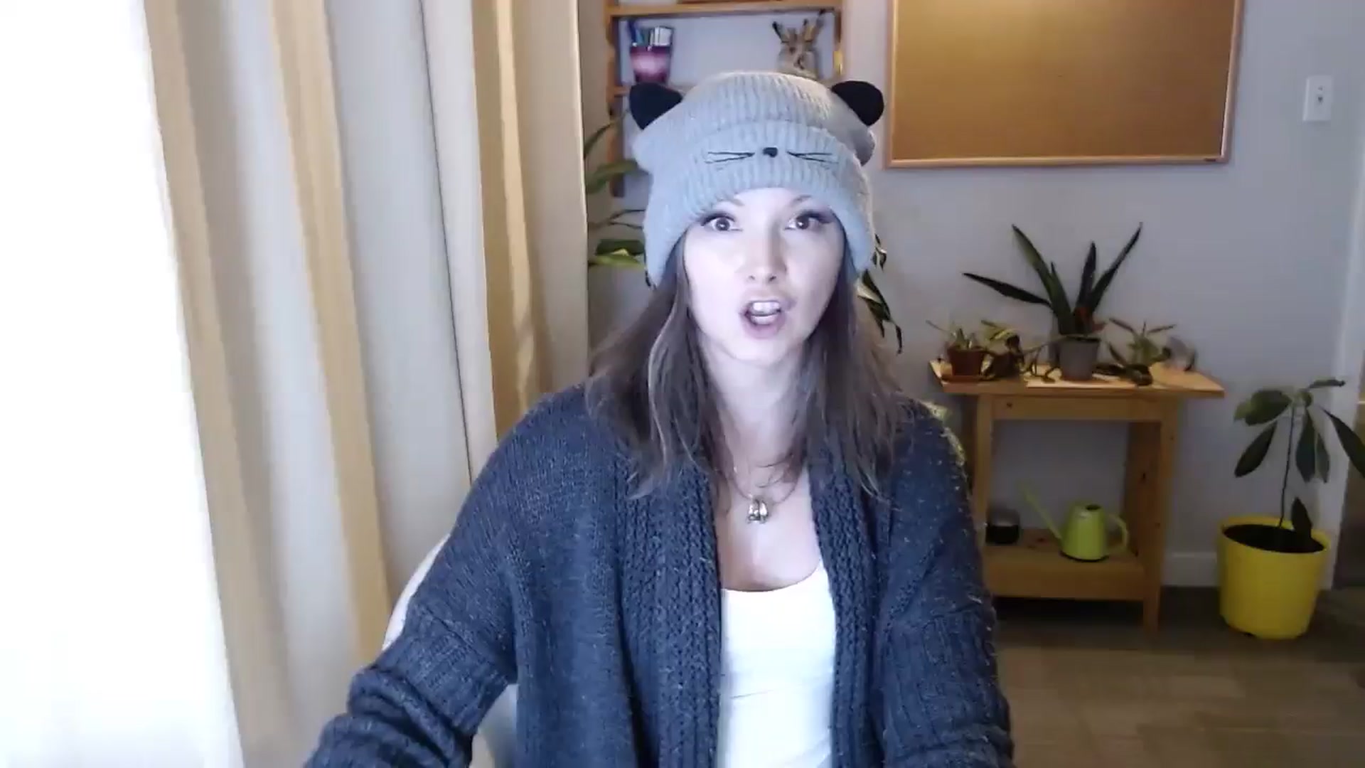 Gallery image thumbnail from KellyHeart's myfreecams stream on, 01/25/2025, 03:25 image 1 of 20