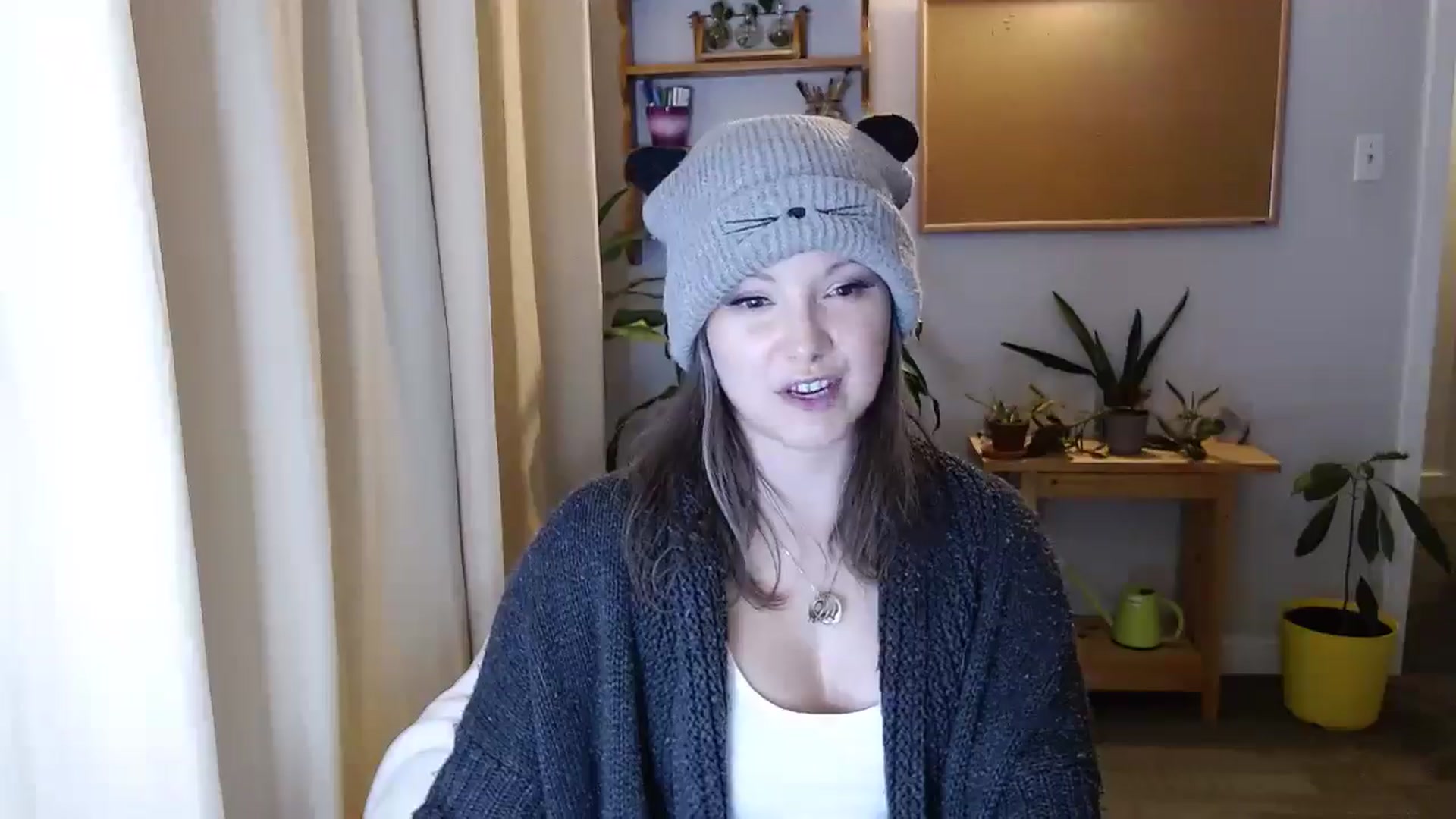 Gallery image thumbnail from KellyHeart's myfreecams stream on, 01/25/2025, 03:25 image 18 of 20