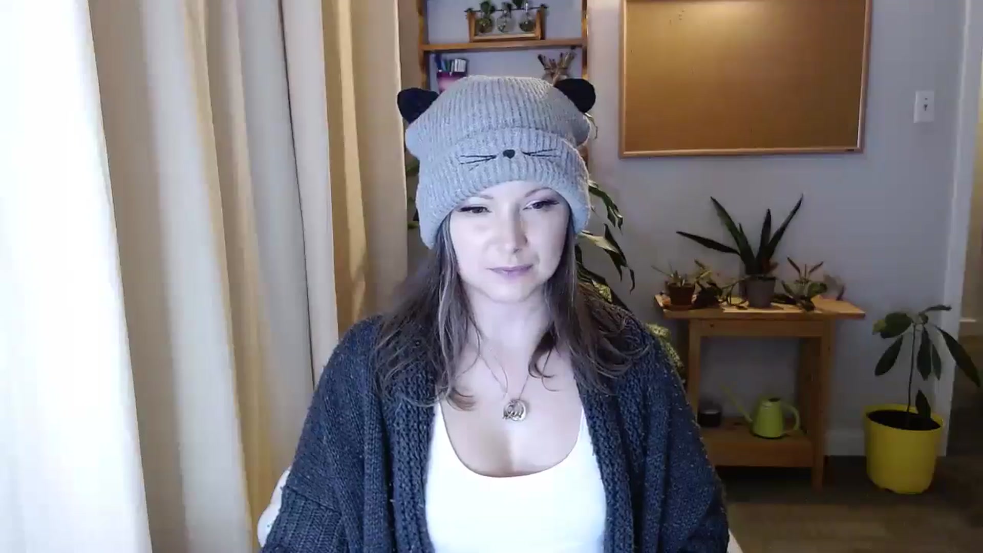 Gallery image thumbnail from KellyHeart's myfreecams stream on, 01/25/2025, 03:25 image 17 of 20