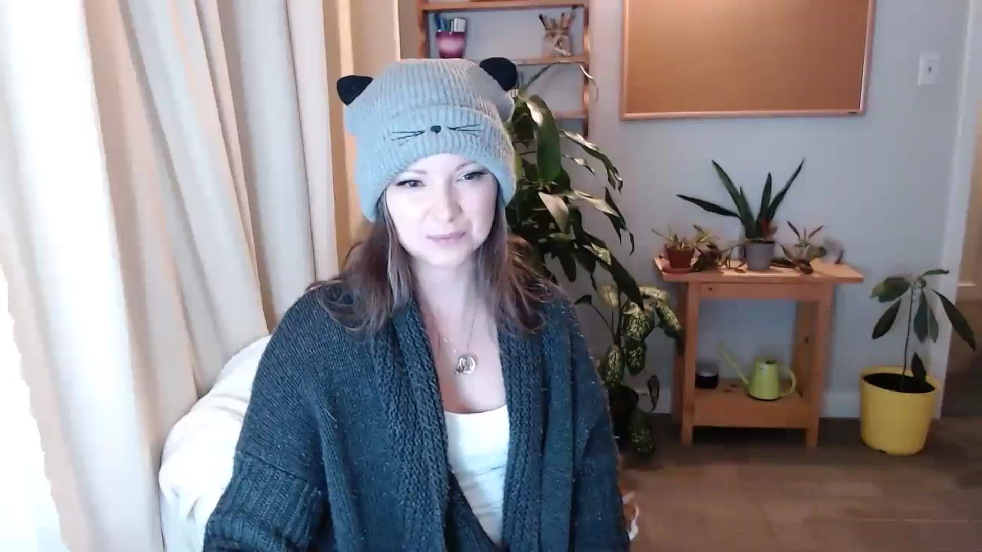 Gallery image thumbnail from KellyHeart's myfreecams stream on, 01/25/2025, 03:25 image 12 of 20