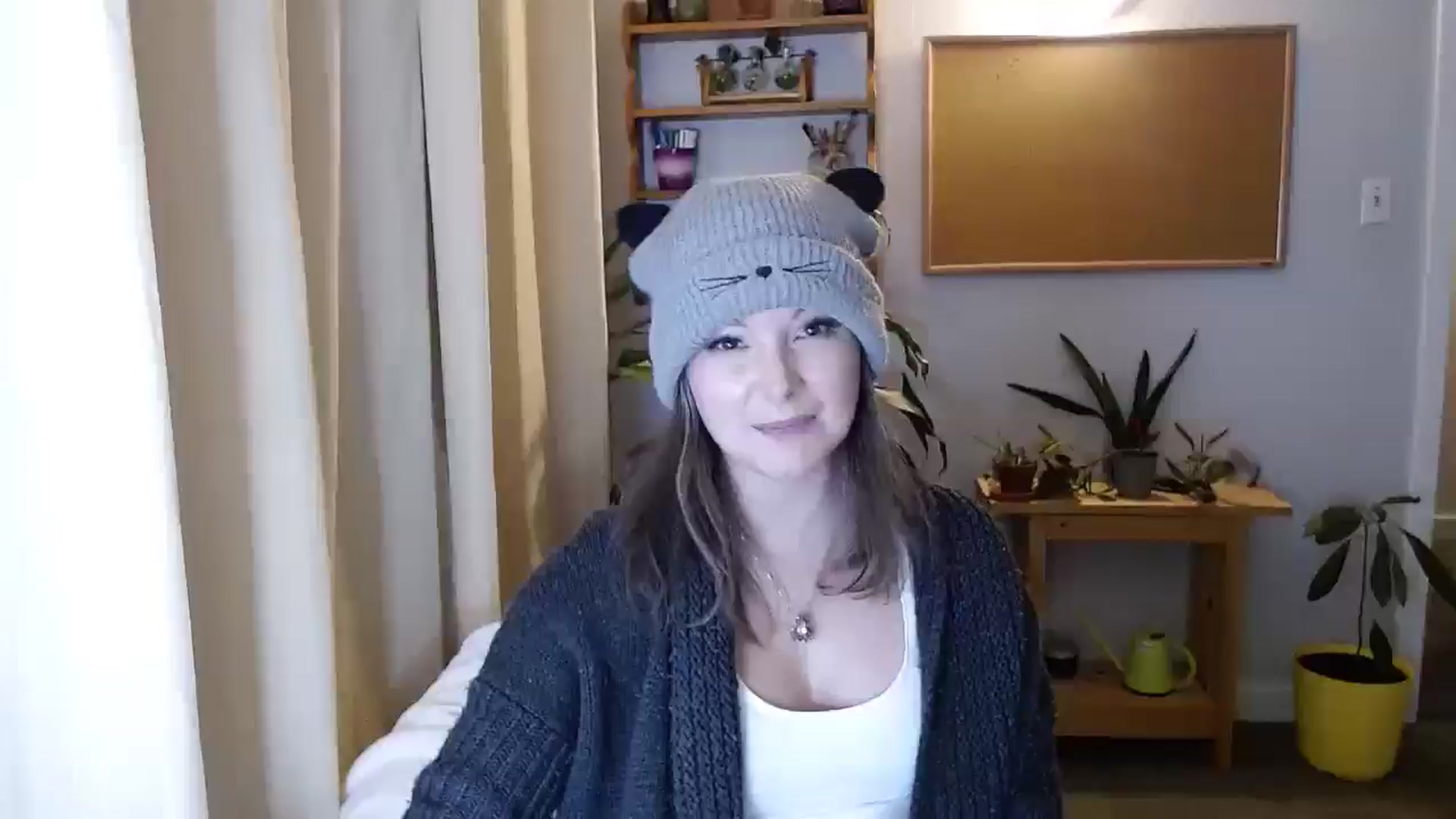 Gallery image thumbnail from KellyHeart's myfreecams stream on, 01/25/2025, 06:25 image 1 of 20