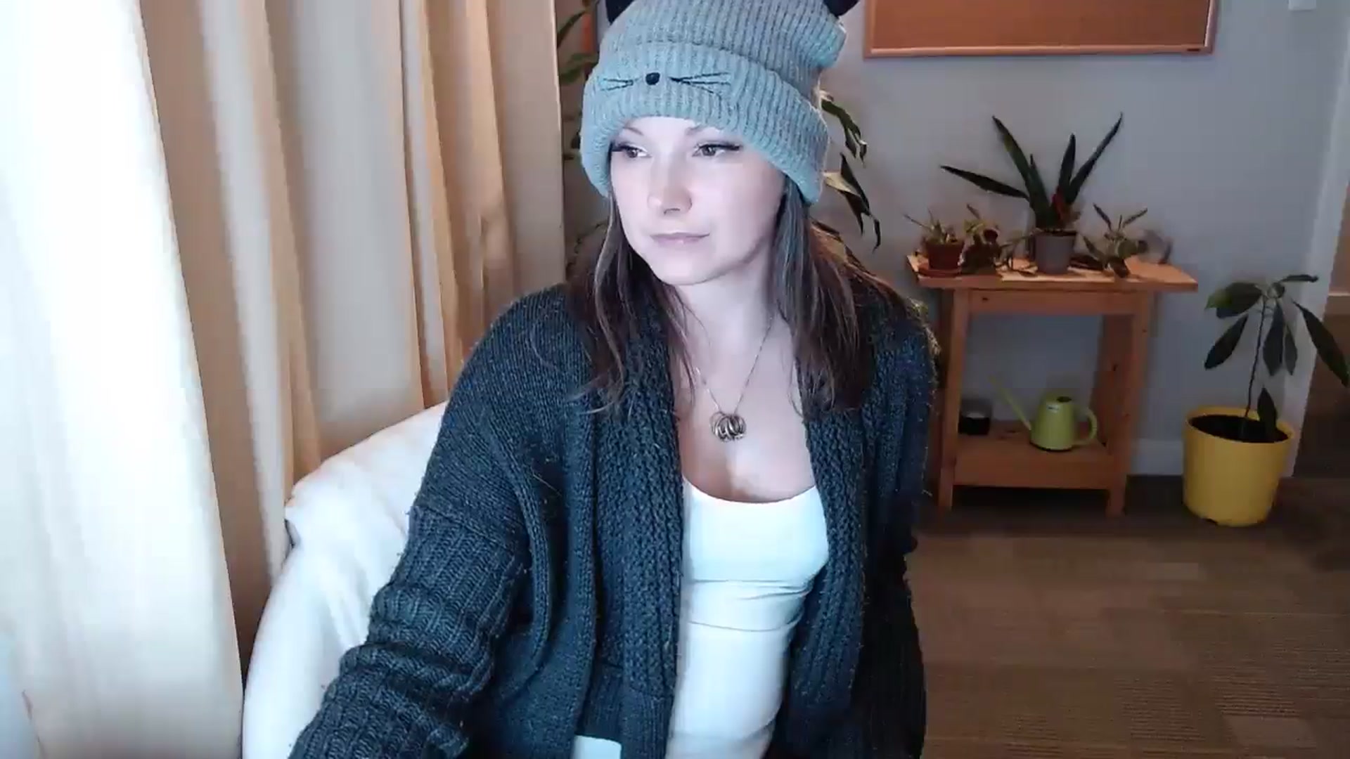 Gallery image thumbnail from KellyHeart's myfreecams stream on, 01/25/2025, 06:25 image 8 of 20