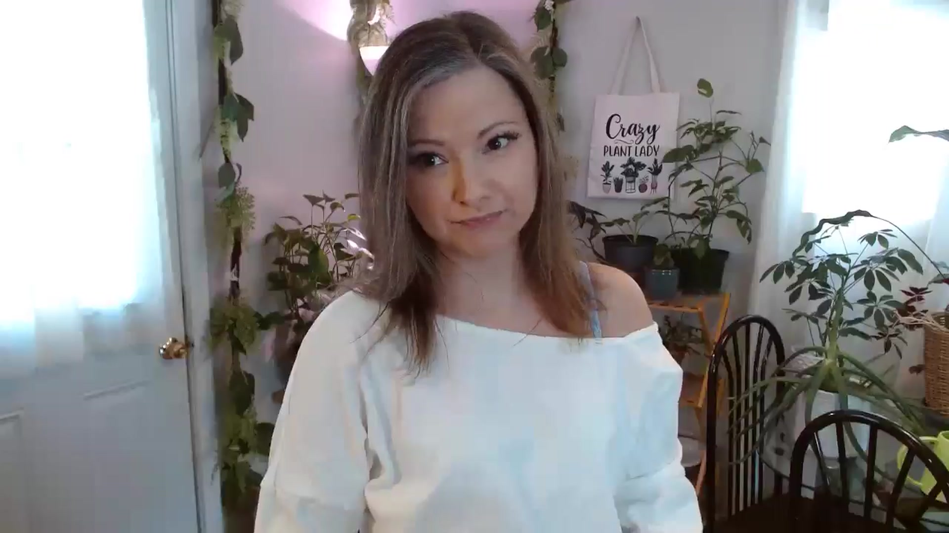 Gallery image thumbnail from KellyHeart's myfreecams stream on, 02/22/2025, 17:07 image 7 of 20
