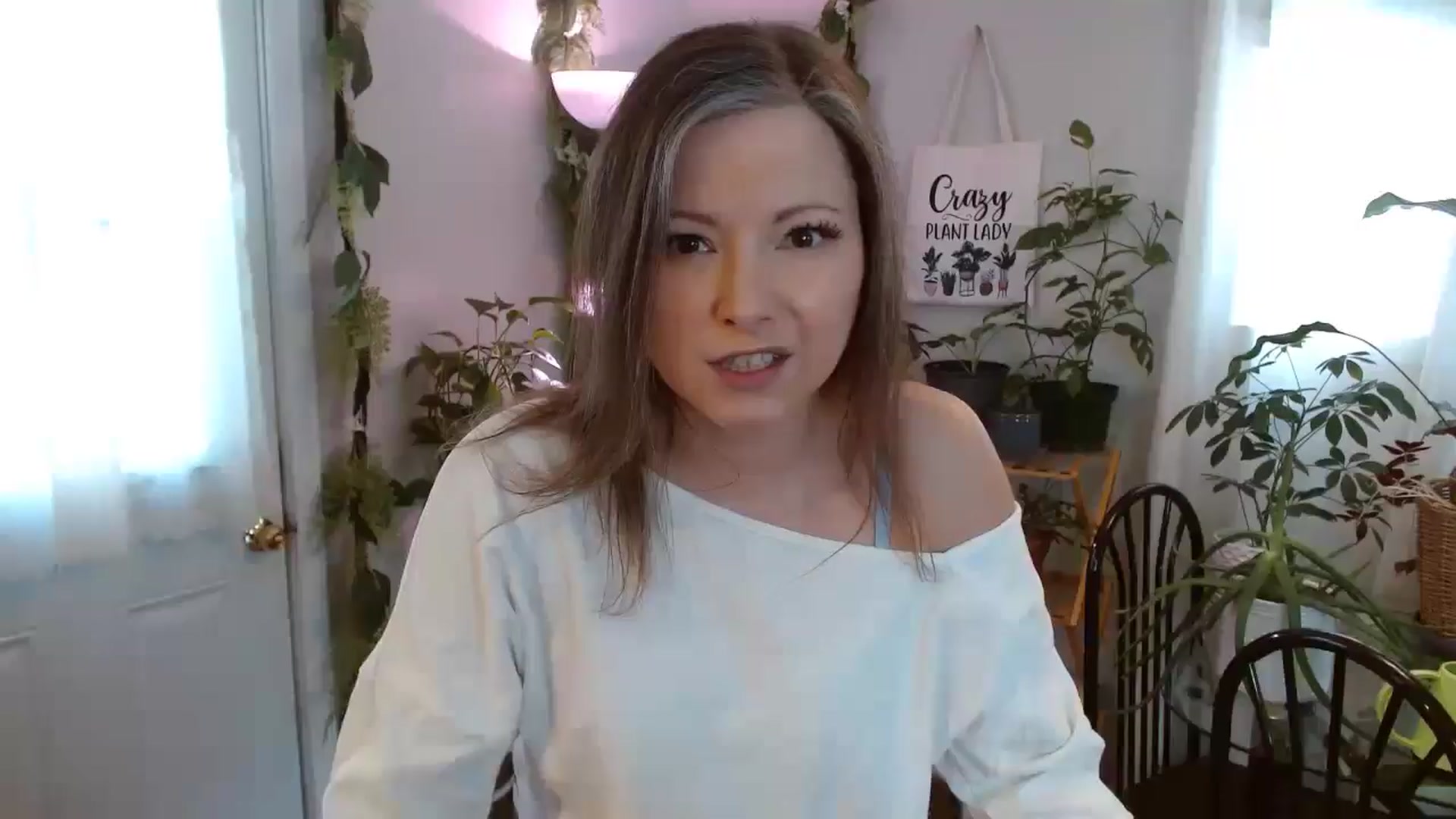 Gallery image thumbnail from KellyHeart's myfreecams stream on, 02/22/2025, 17:07 image 12 of 20