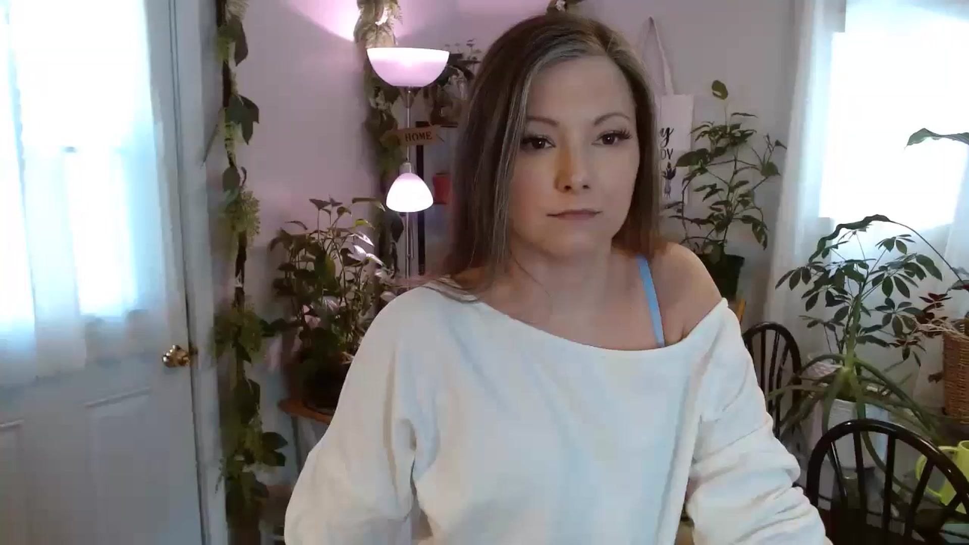 Gallery image thumbnail from KellyHeart's myfreecams stream on, 02/22/2025, 17:07 image 1 of 20