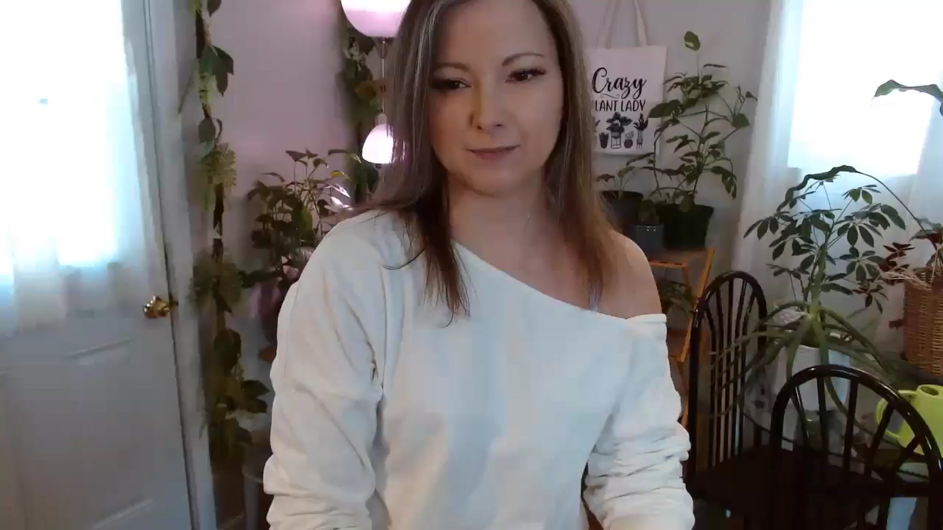 Gallery image thumbnail from KellyHeart's myfreecams stream on, 02/22/2025, 20:34 image 1 of 20