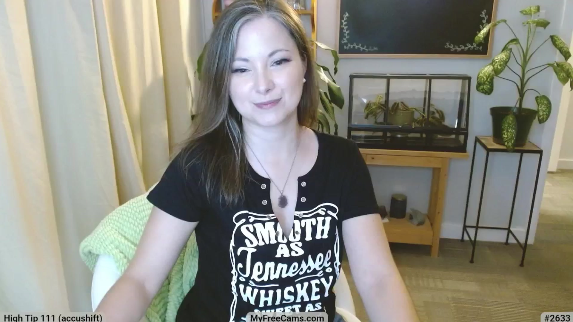 Gallery image thumbnail from KellyHeart's myfreecams stream on, 03/08/2025, 24:38 image 3 of 20