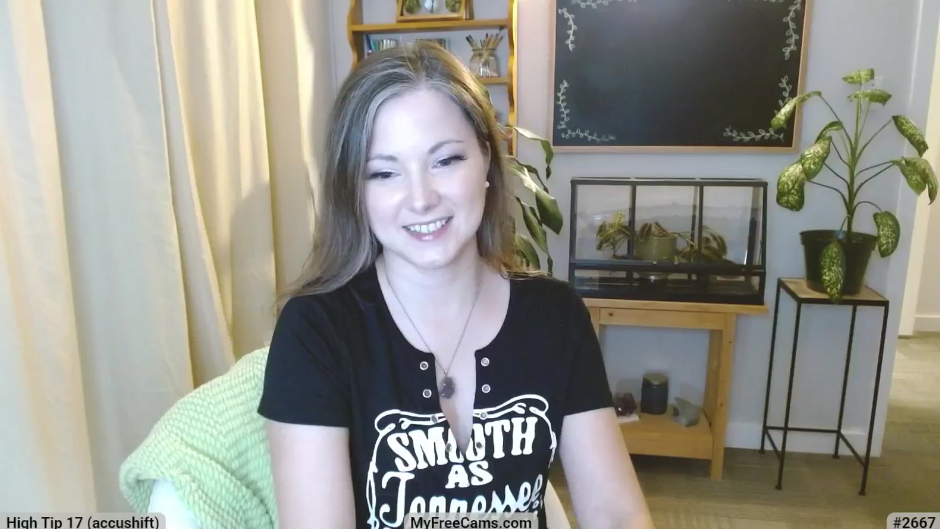 Gallery image thumbnail from KellyHeart's myfreecams stream on, 03/08/2025, 24:38 image 2 of 20