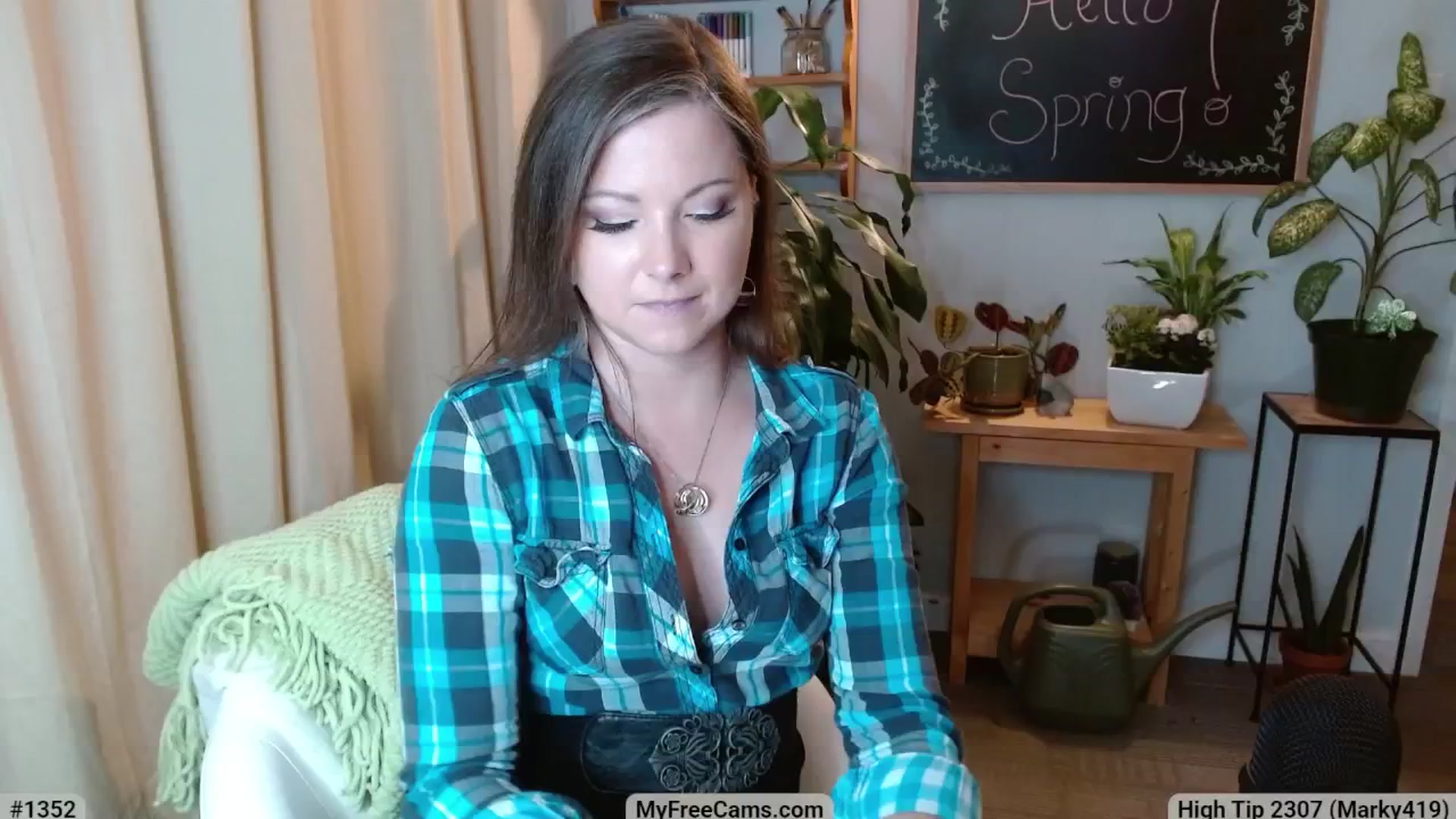 Gallery image thumbnail from KellyHeart's myfreecams stream on, 03/22/2025, 05:03 image 8 of 20