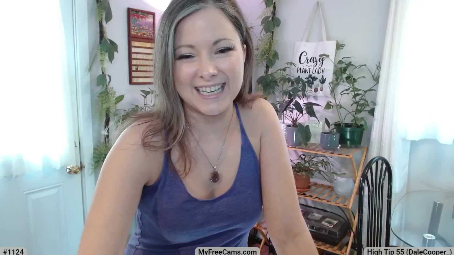 Gallery image thumbnail from KellyHeart's myfreecams stream on, 03/22/2025, 16:27 image 13 of 20