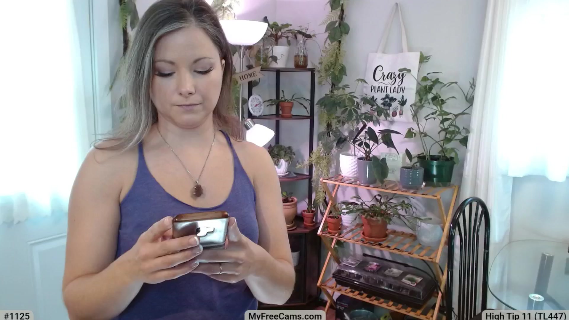 Gallery image thumbnail from KellyHeart's myfreecams stream on, 03/22/2025, 16:27 image 3 of 20
