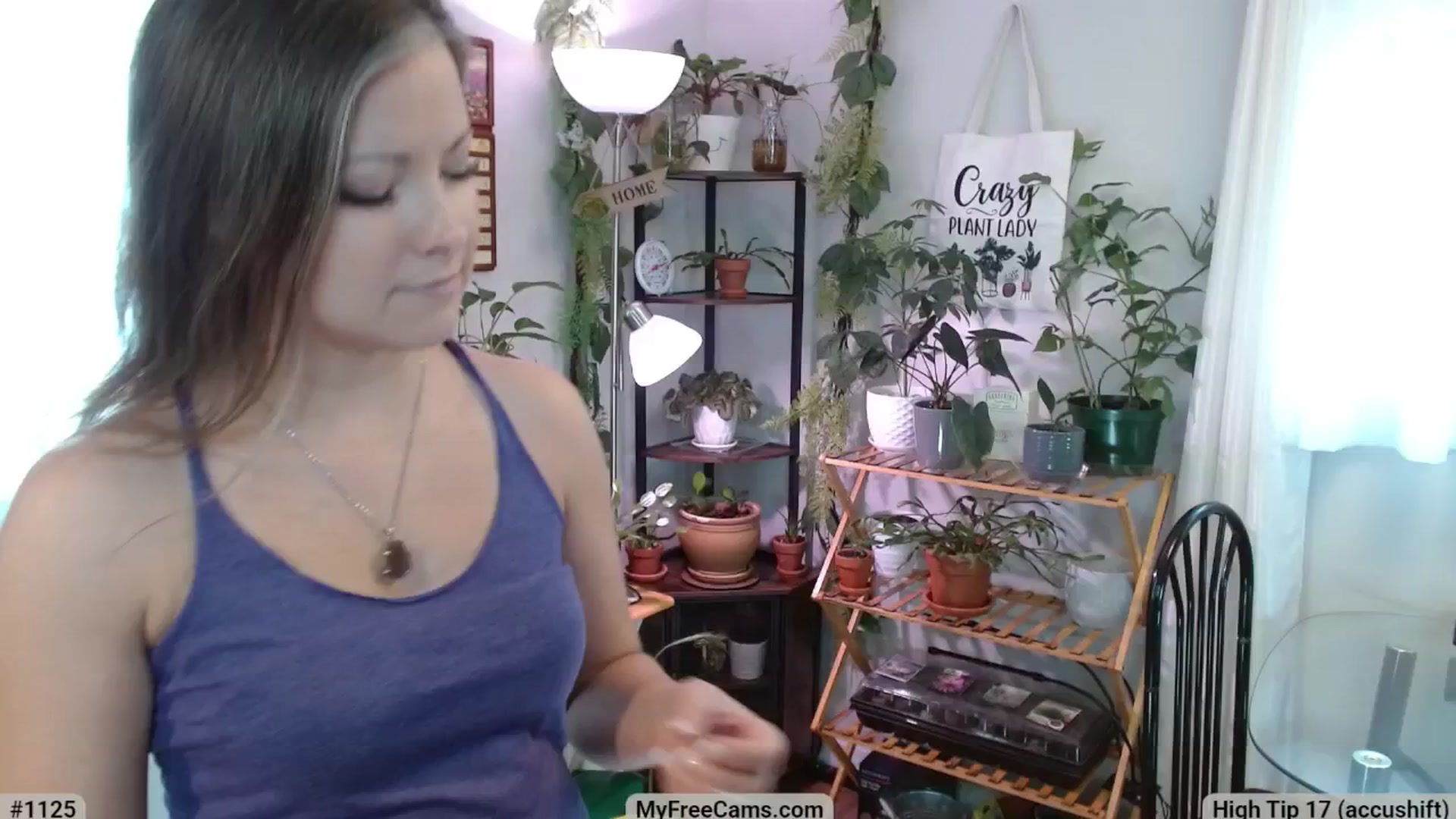 Gallery image thumbnail from KellyHeart's myfreecams stream on, 03/22/2025, 16:27 image 7 of 20