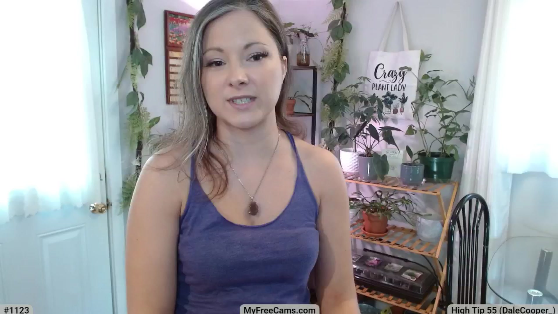Gallery image thumbnail from KellyHeart's myfreecams stream on, 03/22/2025, 16:27 image 17 of 20