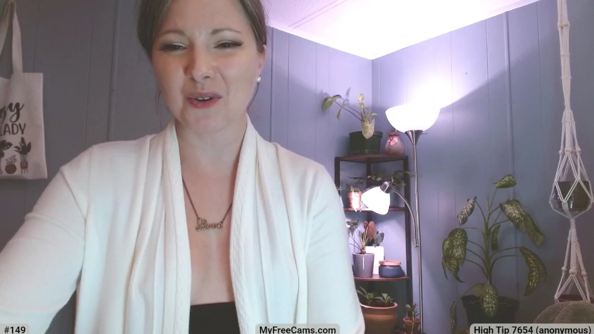 Gallery image thumbnail from KellyHeart's myfreecams stream on, 04/12/2025, 06:13 image 19 of 20