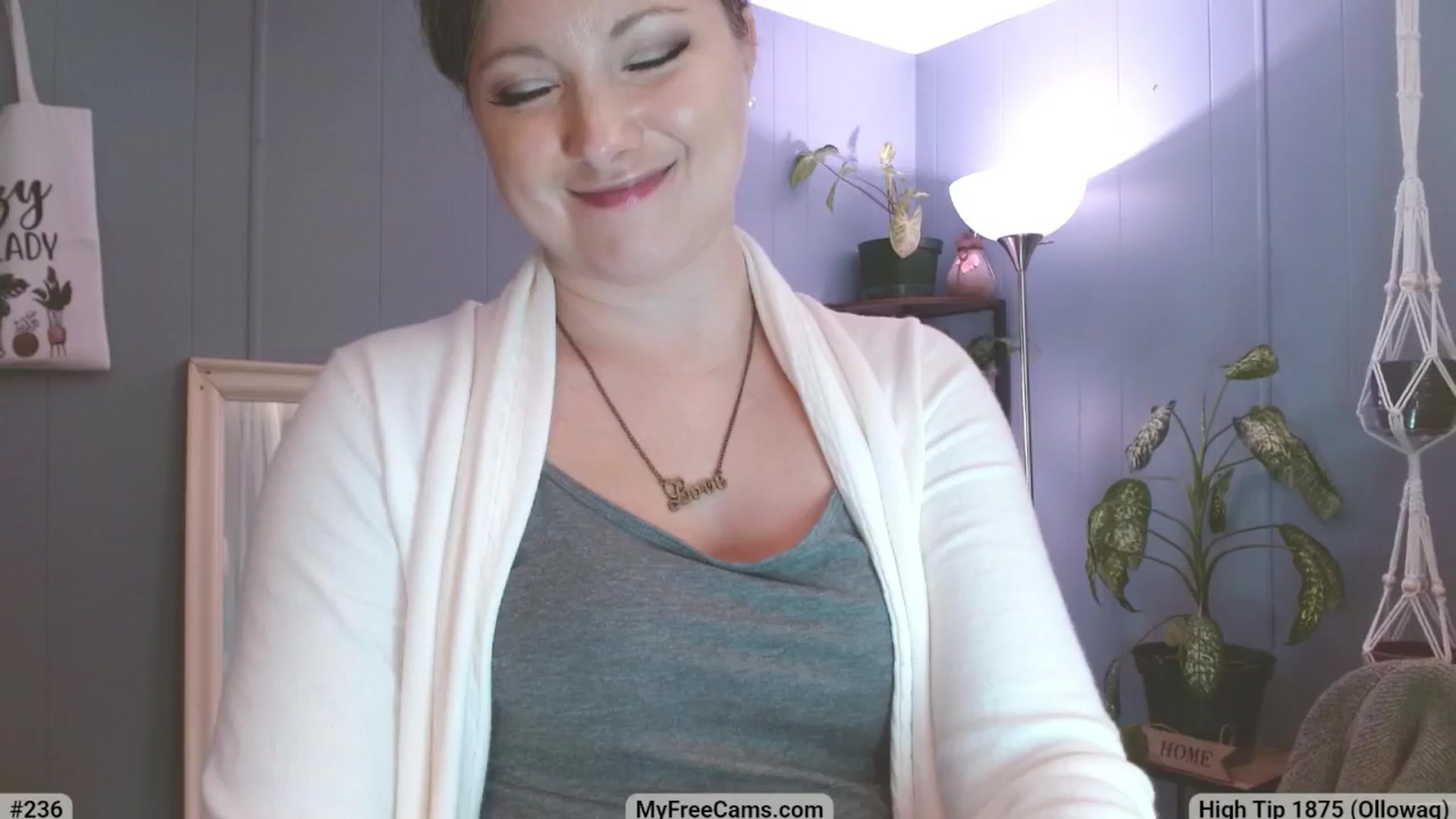 Gallery image thumbnail from KellyHeart's myfreecams stream on, 04/12/2025, 06:13 image 9 of 20