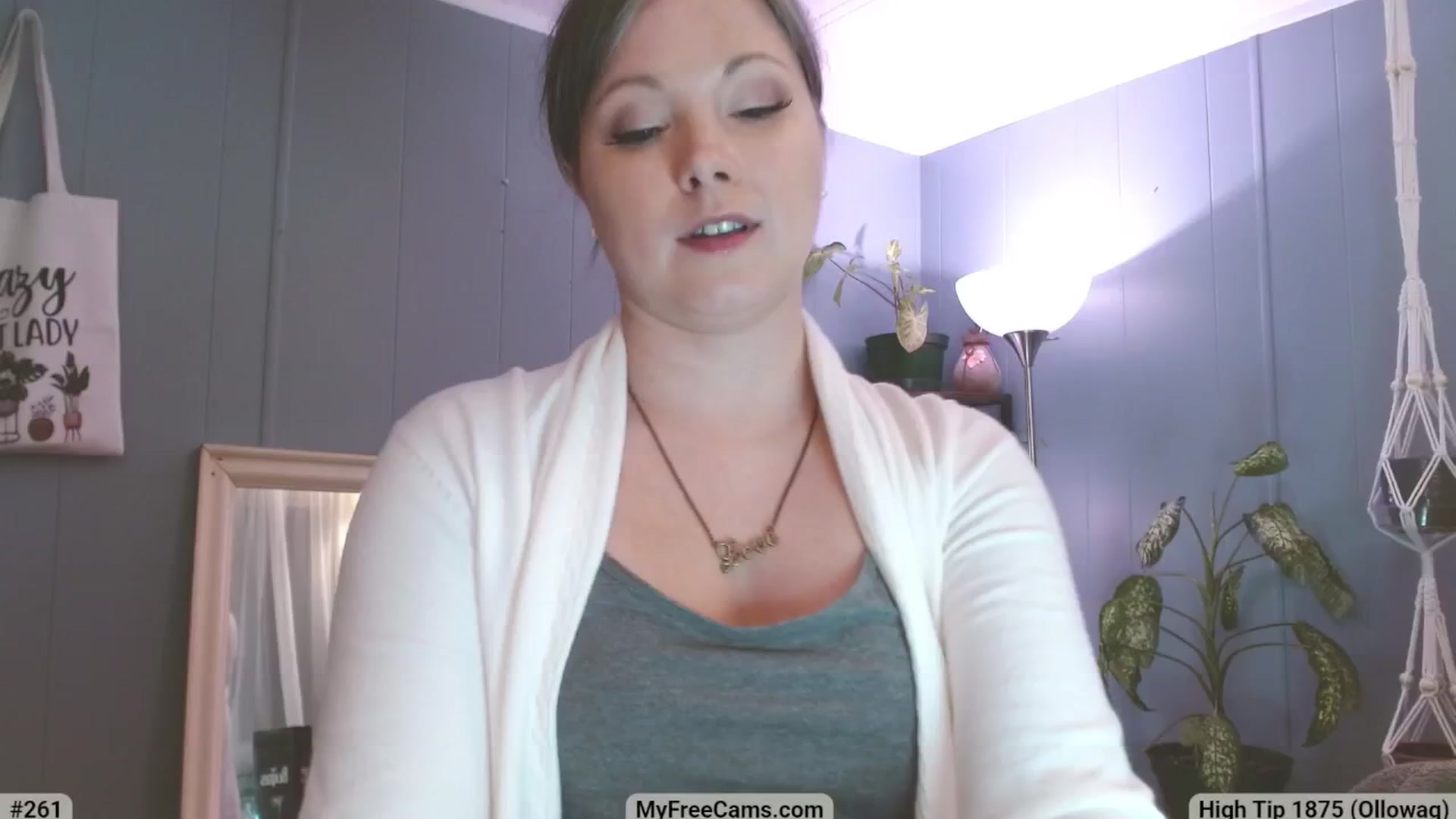 Gallery image thumbnail from KellyHeart's myfreecams stream on, 04/12/2025, 06:13 image 8 of 20